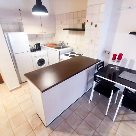 Flirty Flamingo Seaview Seafront *