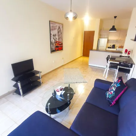 Flirty Flamingo Seaview Seafront *